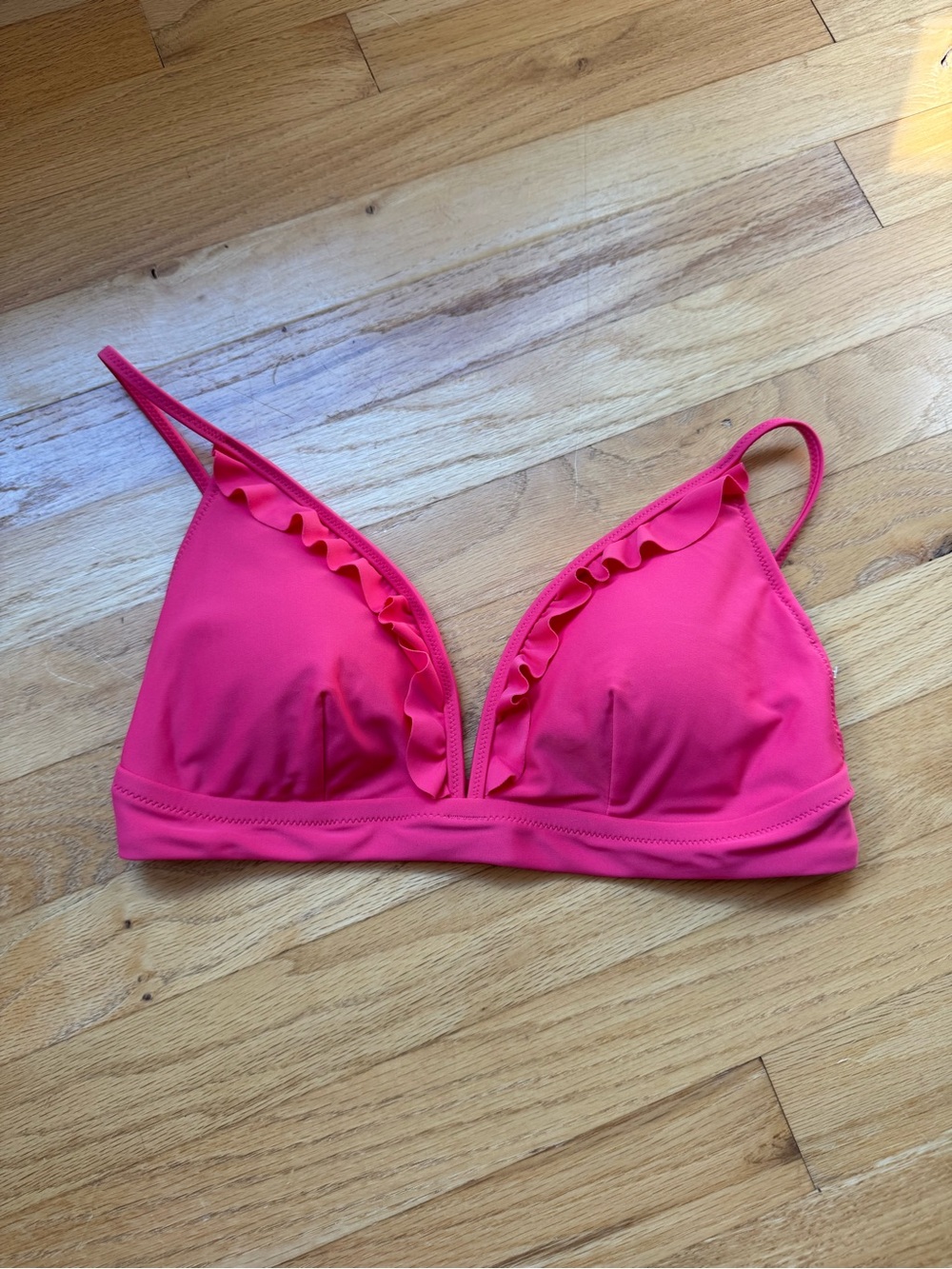 NWT J.Crew Women's Ruffle Trim Pink Triangle Bikini Top, size M